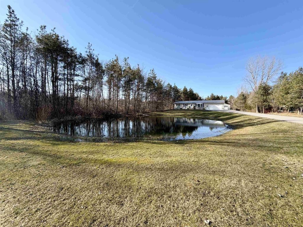 Photo of 6634 Lower ROAD, Sobieski, WI 54171 (MLS # 50323321)