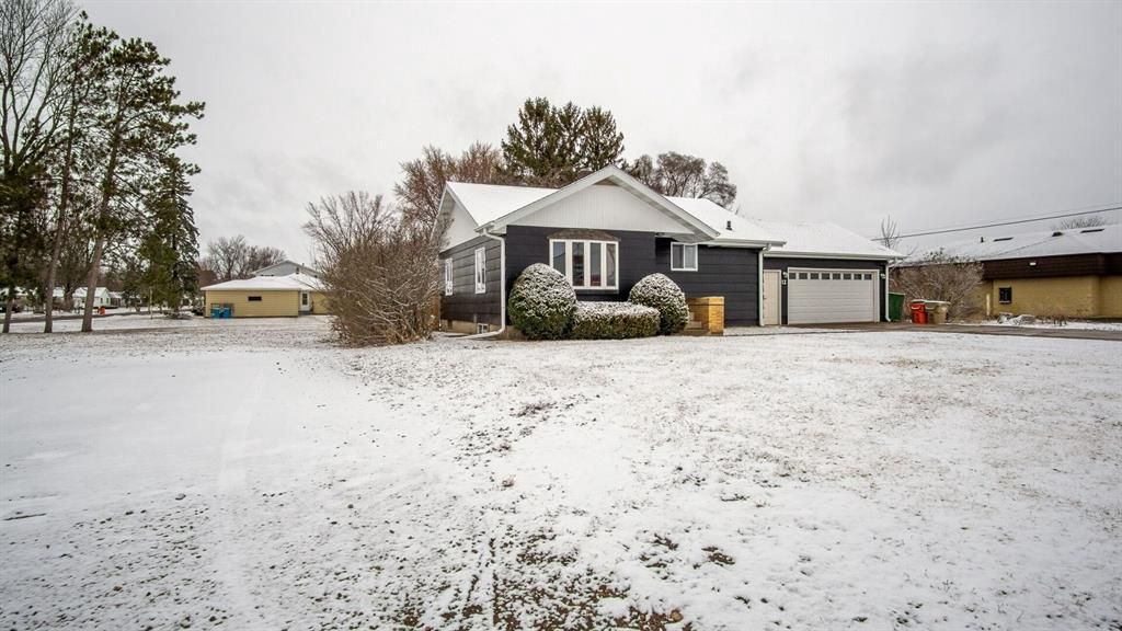Photo of 12 E South AVENUE, Chippewa Falls, WI 54729 (MLS # 1598992)