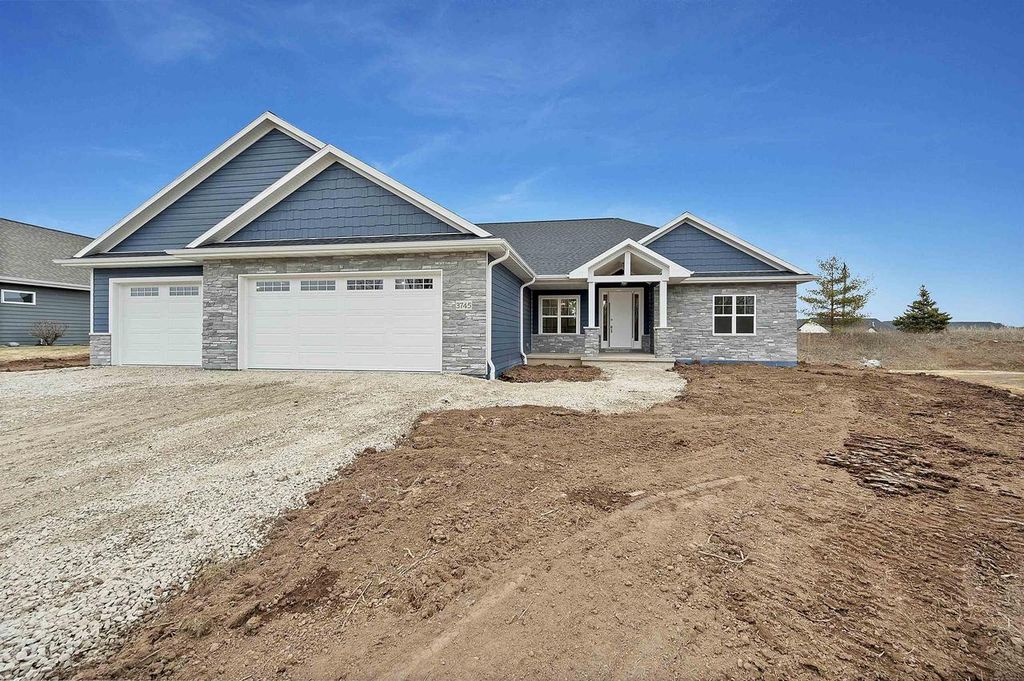 Photo of 3745 Beachmont ROAD, De Pere, WI 54115 (MLS # 50321939)