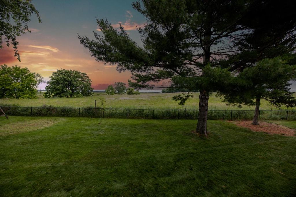 Photo of 918 Sunset LANE, Horicon, WI 53032 (MLS # 1968182)