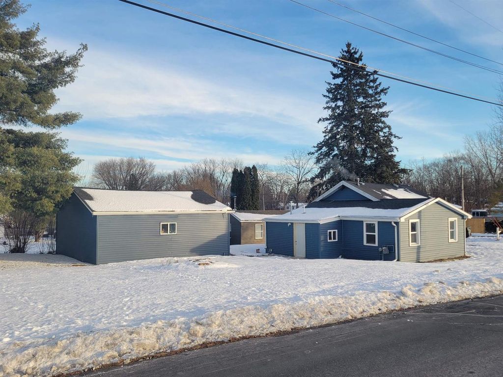 Photo of 2455 North STREET, Beloit, WI 53511 (MLS # 2013739)