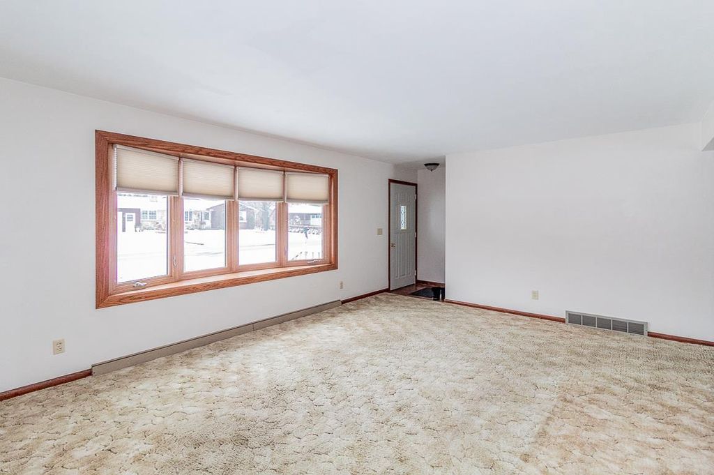 Photo of 3514 W 1st AVENUE, Appleton, WI 54914 (MLS # 50321400)