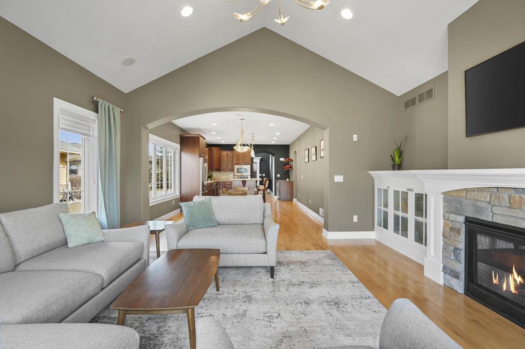 Photo of 13 Arboredge WAY, Fitchburg, WI 53711 (MLS # 2030104)