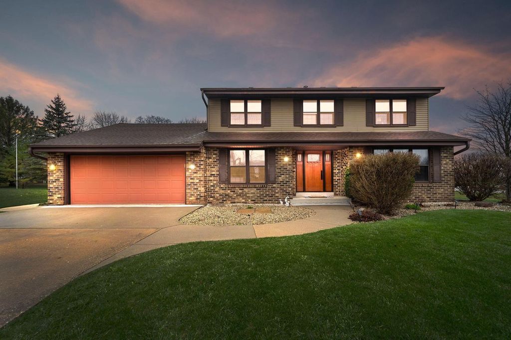 Photo of 7932 112th AVENUE, Pleasant Prairie, WI 53158 (MLS # 1958246)