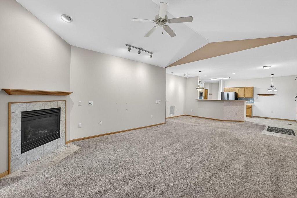 Photo of 3356 N Stone Creek CIRCLE, Madison, WI 53719 (MLS # 2022023)