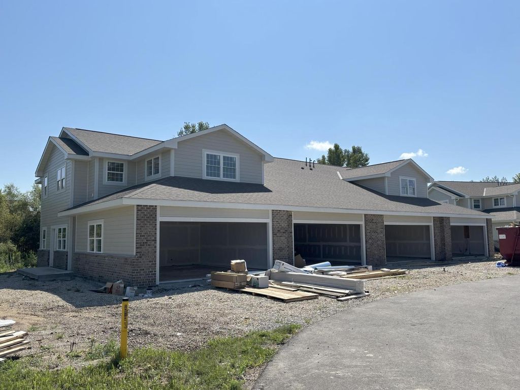 Photo of 455 Hillary CIRCLE #D, Johnson Creek, WI 53038 (MLS # 1935223)