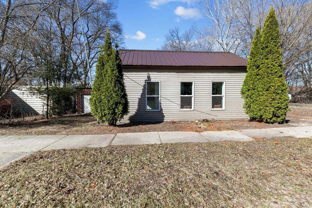 Photo of 147 S Pearl STREET, Berlin, WI 54923 (MLS # 50322079)