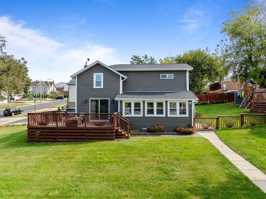 Photo of 119 N Main STREET, Delavan, WI 53115 (MLS # 1938692)