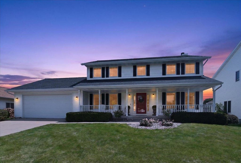 Photo of 1107 Westminster COURT, Waunakee, WI 53597 (MLS # 2026665)
