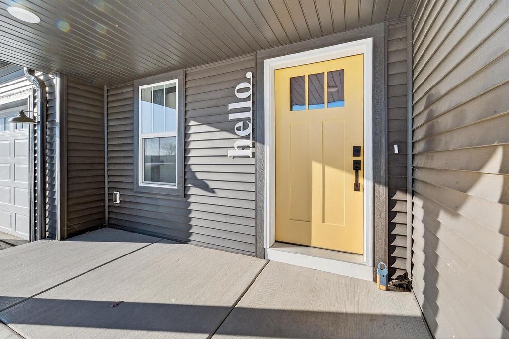 Photo of 1064 Kamperschroer WAY, Sun Prairie, WI 53590 (MLS # 2015852)