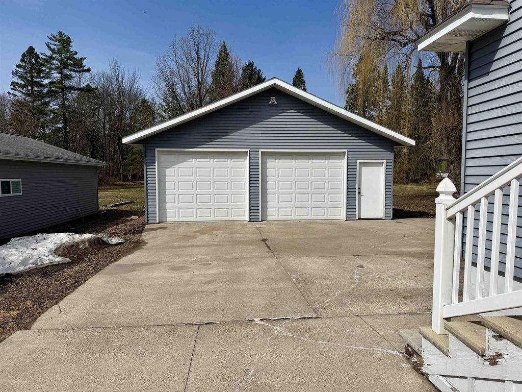 Photo of 277 S 7th STREET, Medford, WI 54451 (MLS # 22601209)