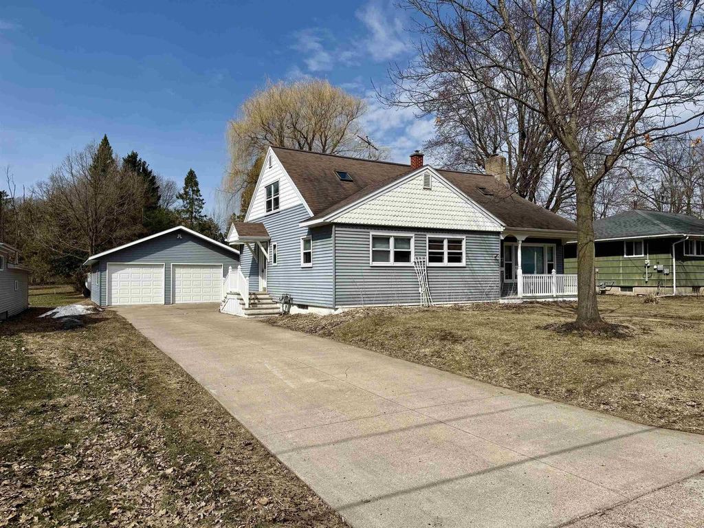 Photo of 277 S 7th STREET, Medford, WI 54451 (MLS # 22601209)