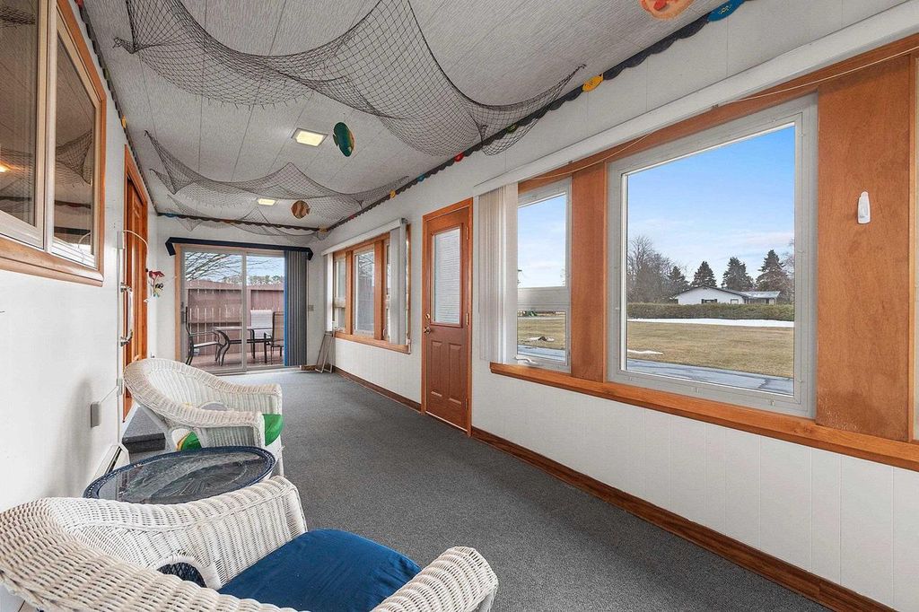 Photo of 914 S Main STREET, Mishicot, WI 54228 (MLS # 50323145)