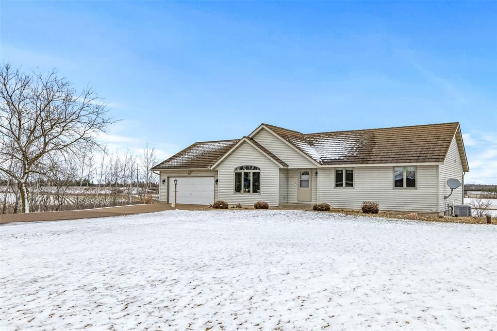 Photo of 16415 50th Ave, Chippewa Falls, WI 54729 (MLS # 1598990)