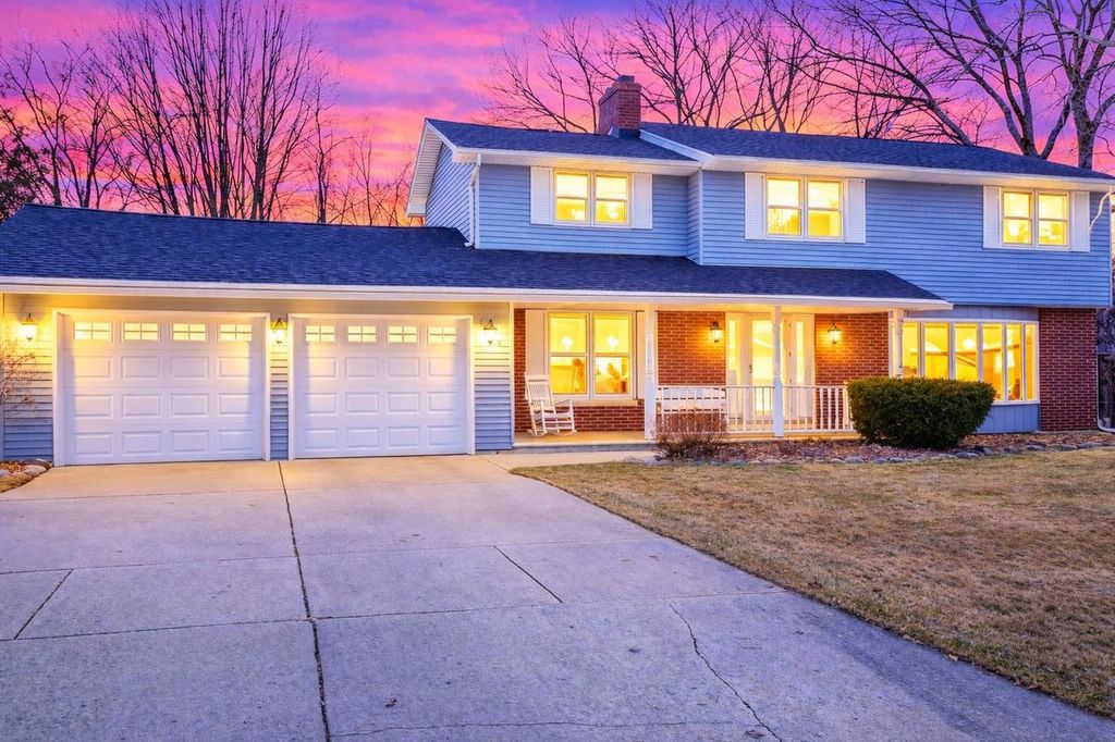 Photo of 3258 Peterson ROAD, Green Bay, WI 54311 (MLS # 50321990)