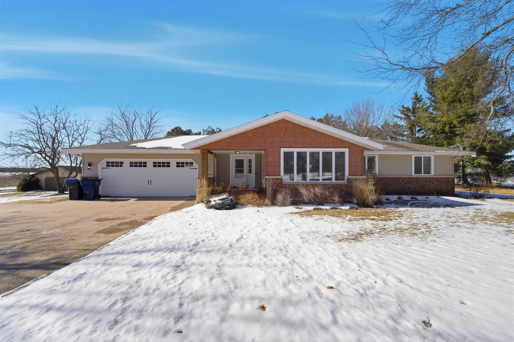 Photo of N5271 Rexford ROAD, Shiocton, WI 54170 (MLS # 50321149)