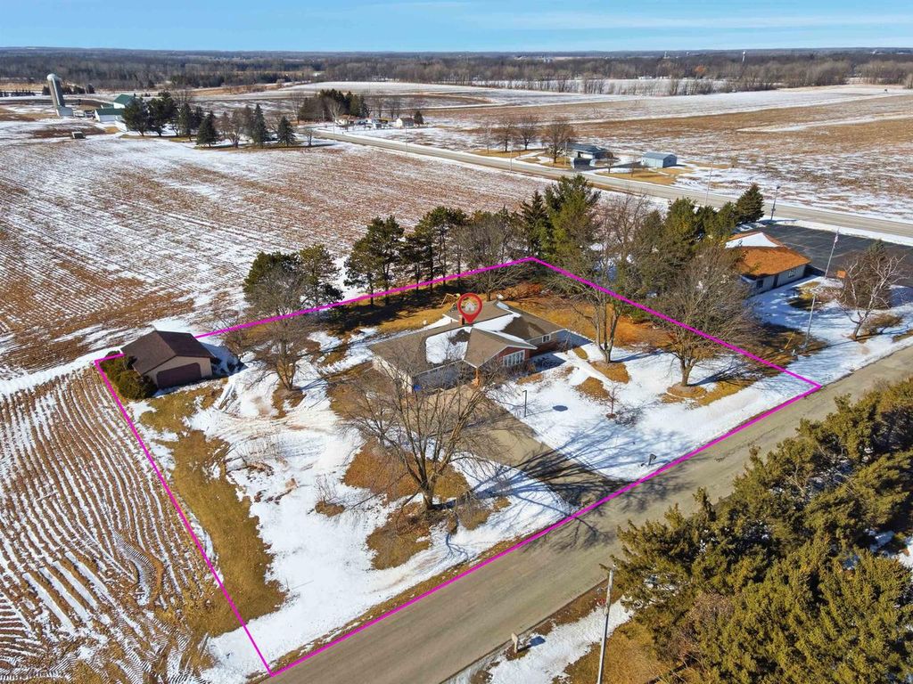 Photo of N5271 Rexford ROAD, Shiocton, WI 54170 (MLS # 50321149)