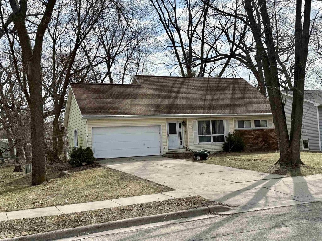 Photo of 4713 Kennedy ROAD, Madison, WI 53704 (MLS # 2019459)