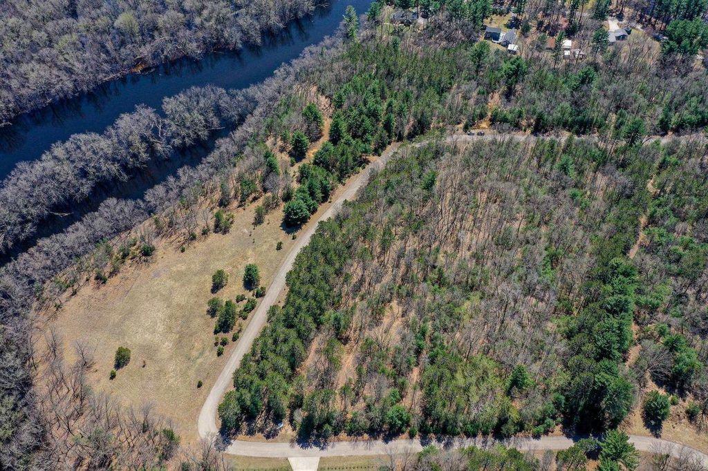 Photo of N2719 Ona Pines ROAD, Weyauwega, WI 54883 (MLS # 50320369)