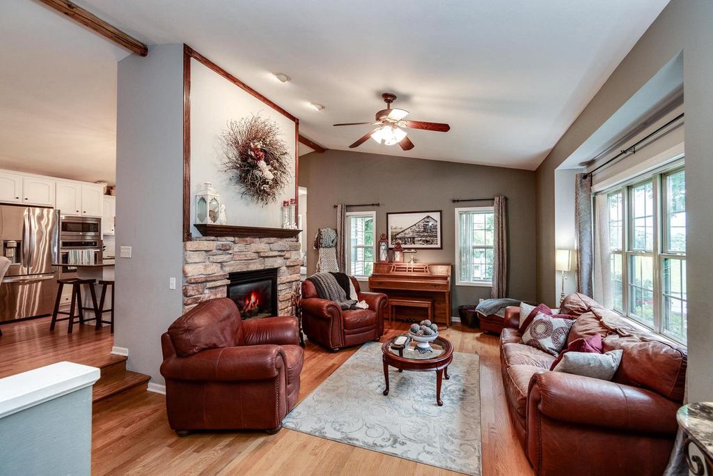 Photo of 2001 Timber Lake ROAD, Oregon, WI 53575 (MLS # 2014957)