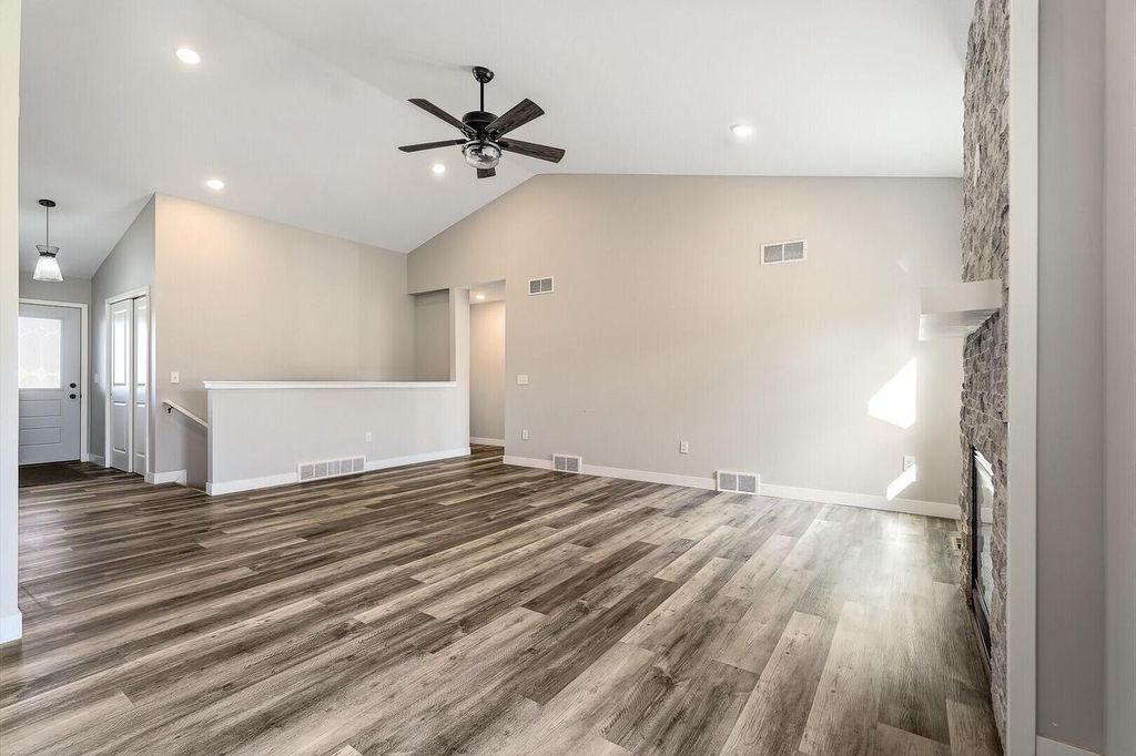 Photo of 2075 Willow RUN, Reedsburg, WI 53959 (MLS # 1953387)