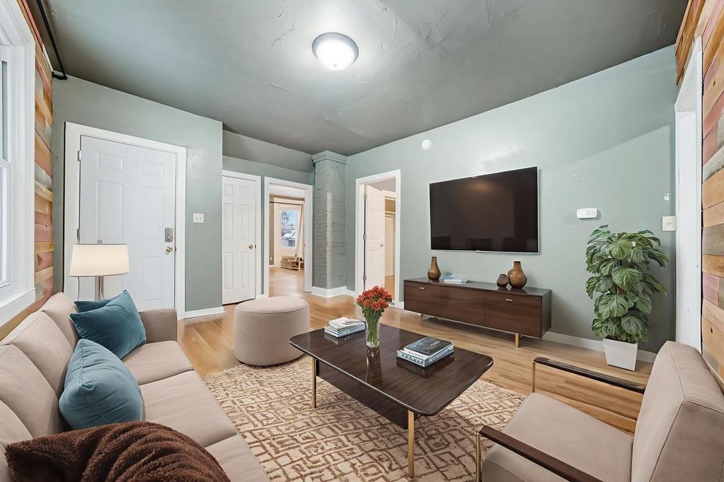 Photo of 1333 Reed AVENUE, Oshkosh, WI 54901 (MLS # 50319333)