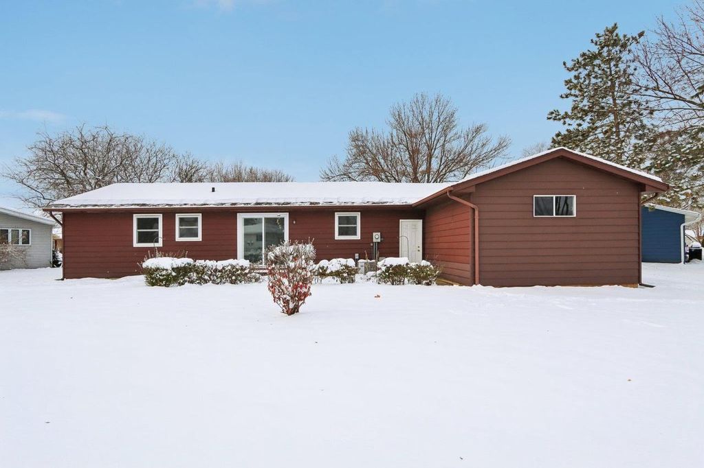 Photo of 1501 Kent COURT, Sauk City, WI 53583 (MLS # 2012891)