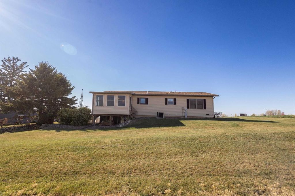 Photo of 543 W LIBERTY STREET, Belmont, WI 53510 (MLS # 2017653)