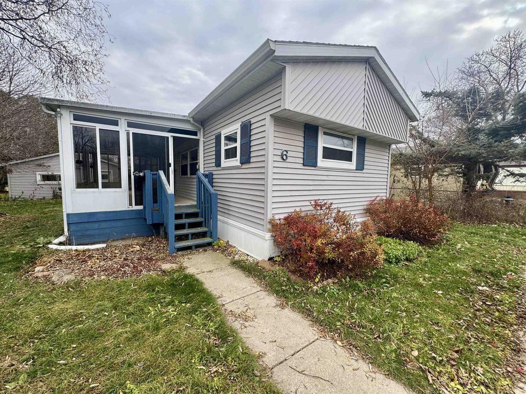 Photo of 6 Lapidary LANE, Janesville, WI 53548 (MLS # 2013093)