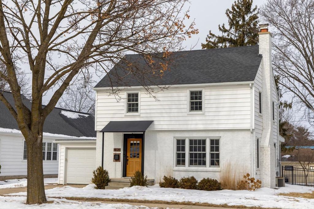 Photo of 4026 Paunack AVENUE, Madison, WI 53711 (MLS # 2016169)