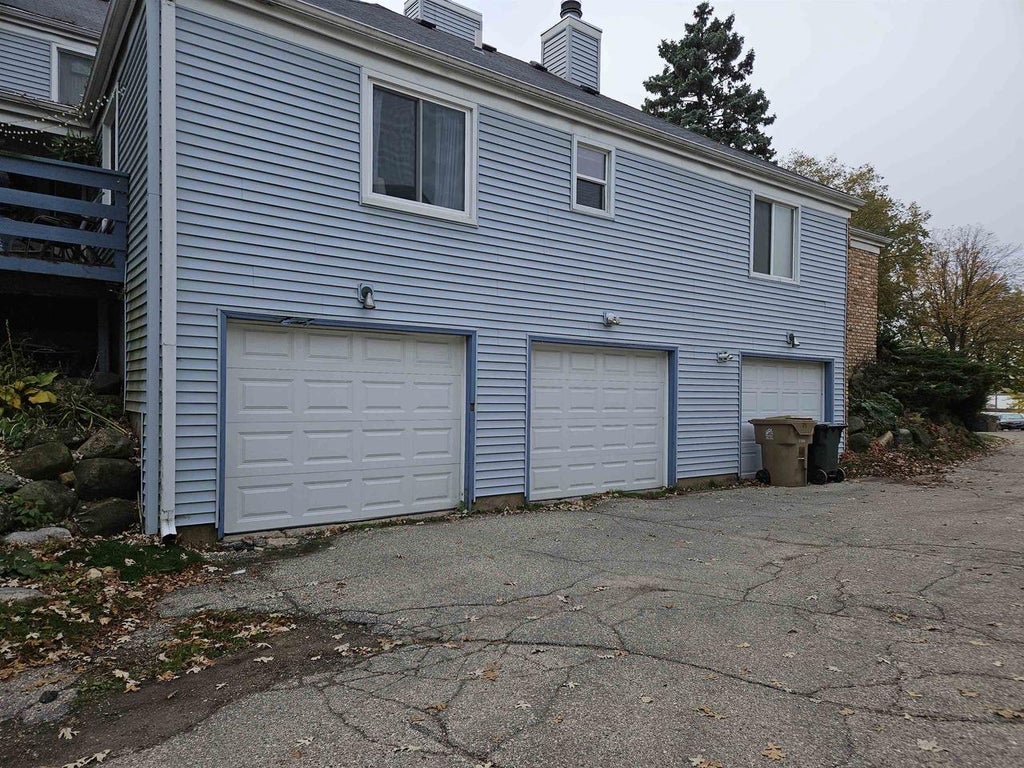 Photo of 25 Cornado COURT, Madison, WI 53719 (MLS # 2033849)