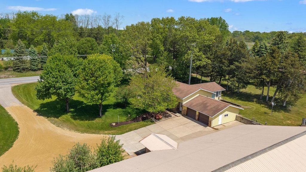 Photo of W8287 County Road P, Pardeeville, WI 53954 (MLS # 2023738)