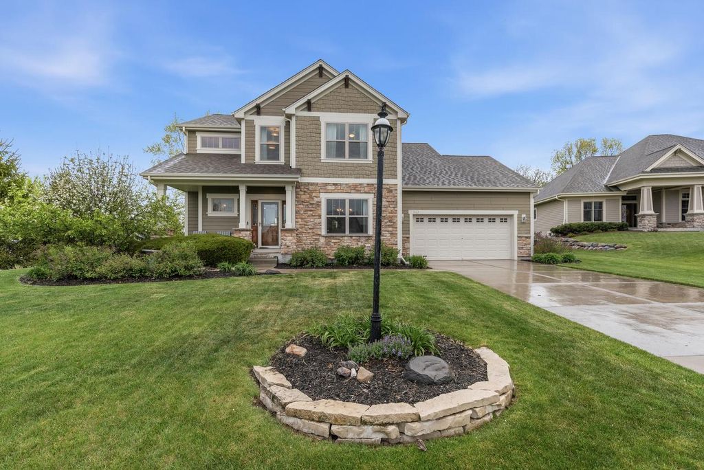 Photo of 3967 Oakmont TRAIL, Waukesha, WI 53188 (MLS # 1962626)