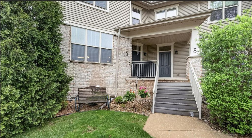 Photo of 326 E Hill PARKWAY #10, Madison, WI 53718 (MLS # 2021975)