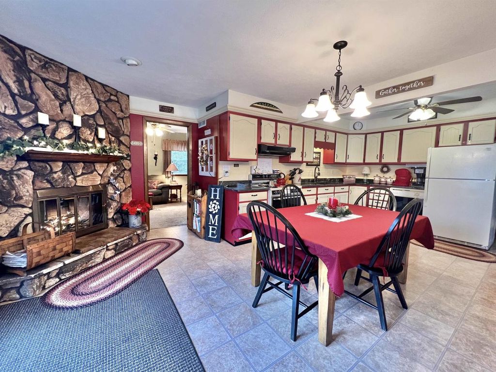 Photo of Lt48 Doolan DRIVE, Oconomowoc, WI 53066 (MLS # 1947834)