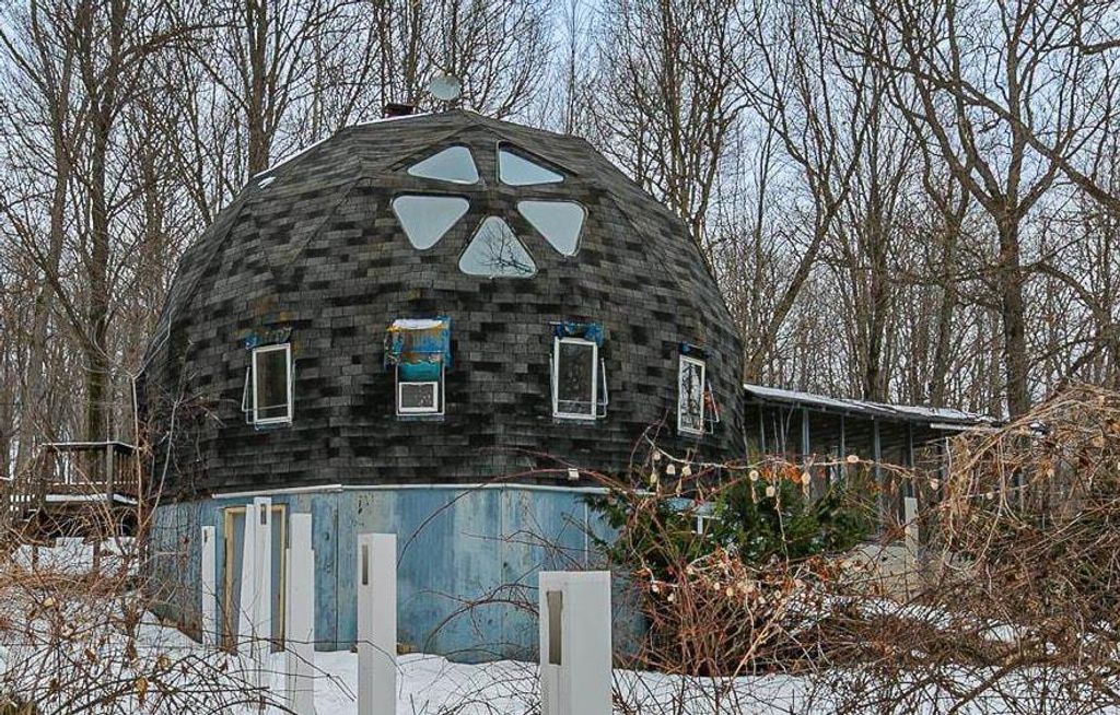 Photo of N4535 Oakland DRIVE, Waupaca, WI 54981 (MLS # 50320818)