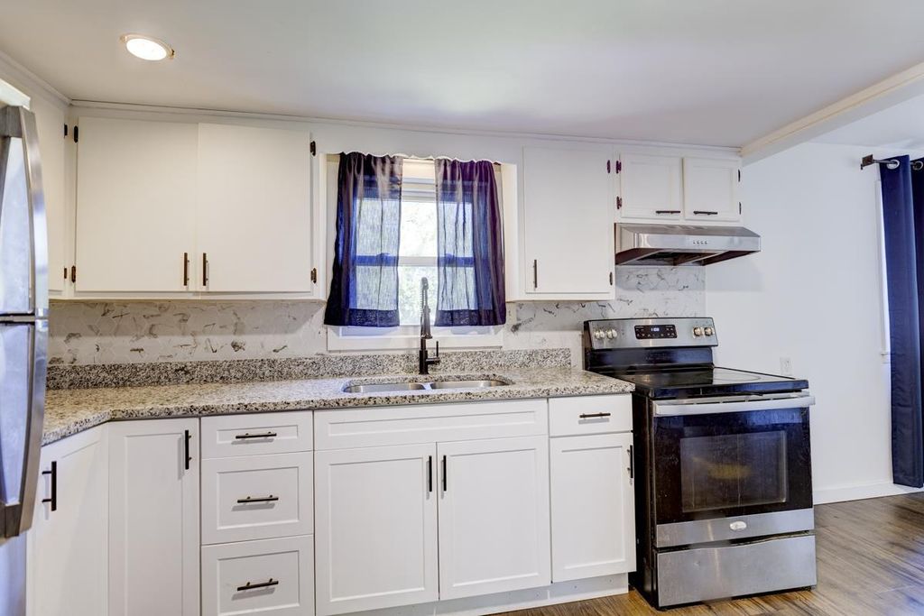 Photo of 2801 Rimrock ROAD, Fitchburg, WI 53713 (MLS # 2009643)