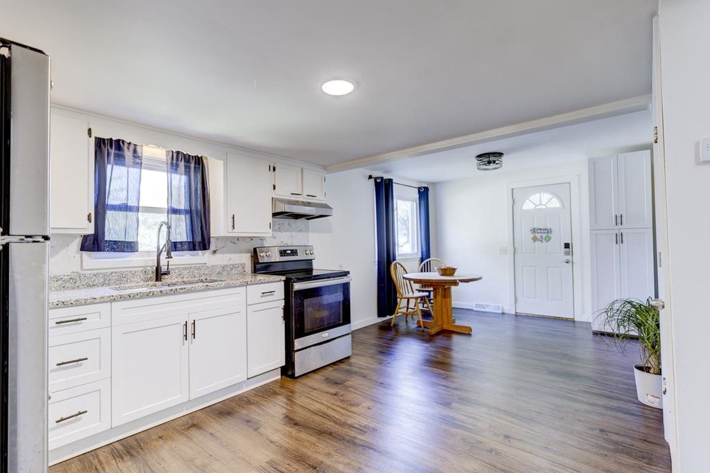 Photo of 2801 Rimrock ROAD, Fitchburg, WI 53713 (MLS # 2009643)