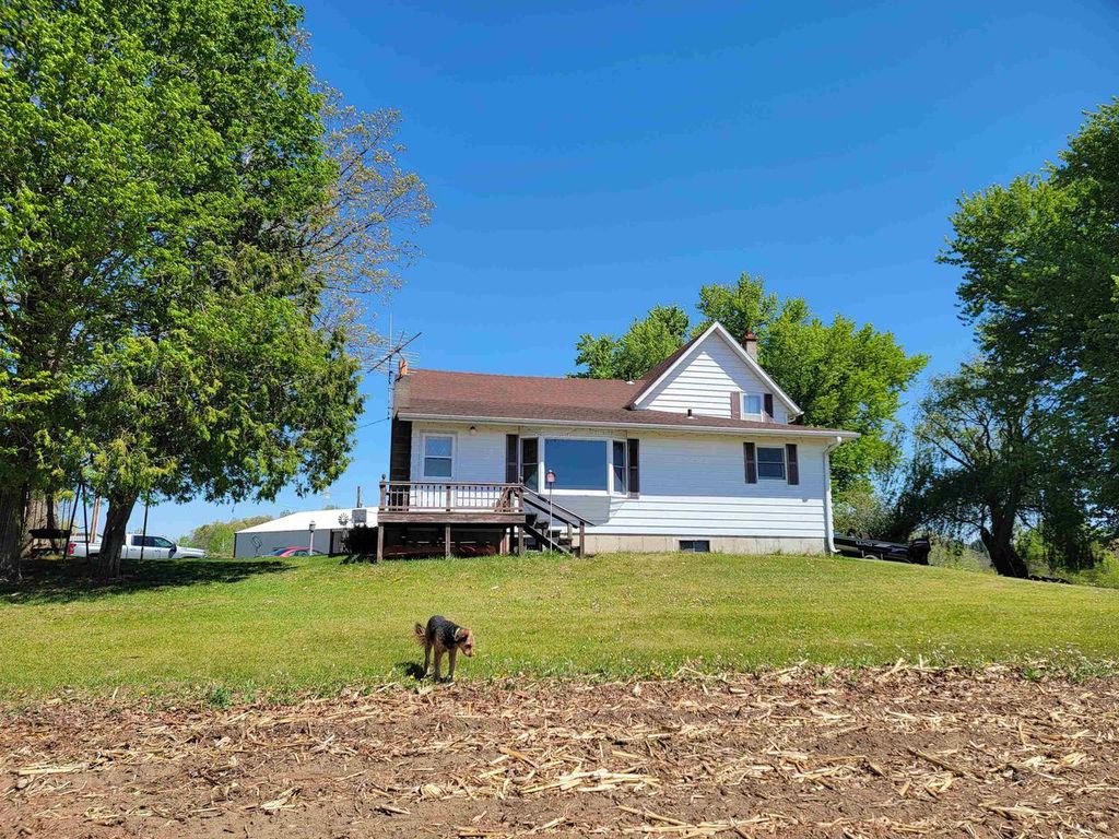 Photo of S1310 State 33 ROAD, La Valle, WI 53941 (MLS # 2023757)
