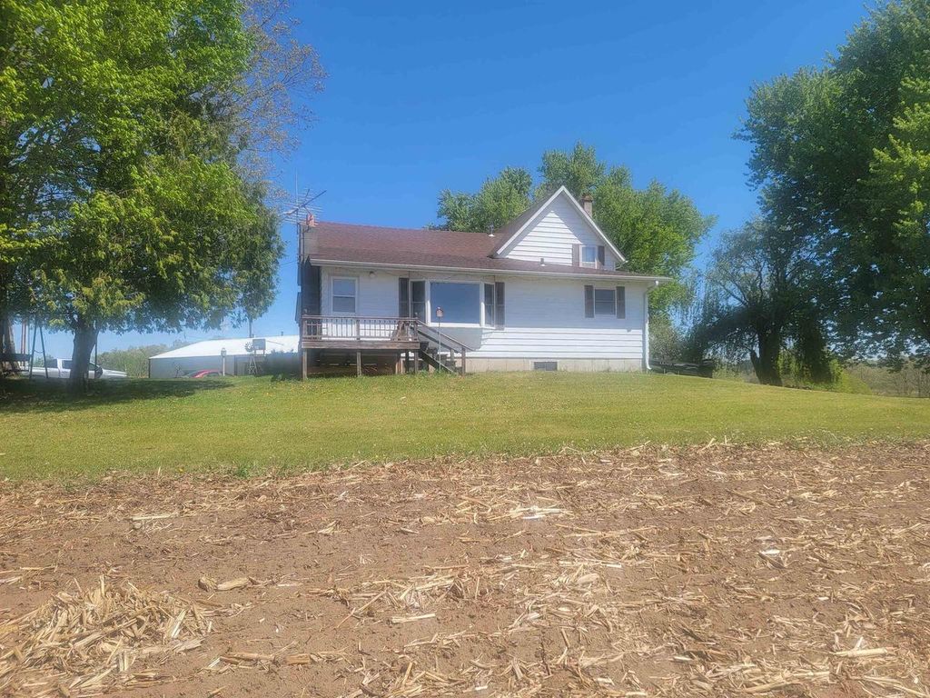 Photo of S1310 State 33 ROAD, La Valle, WI 53941 (MLS # 2023757)