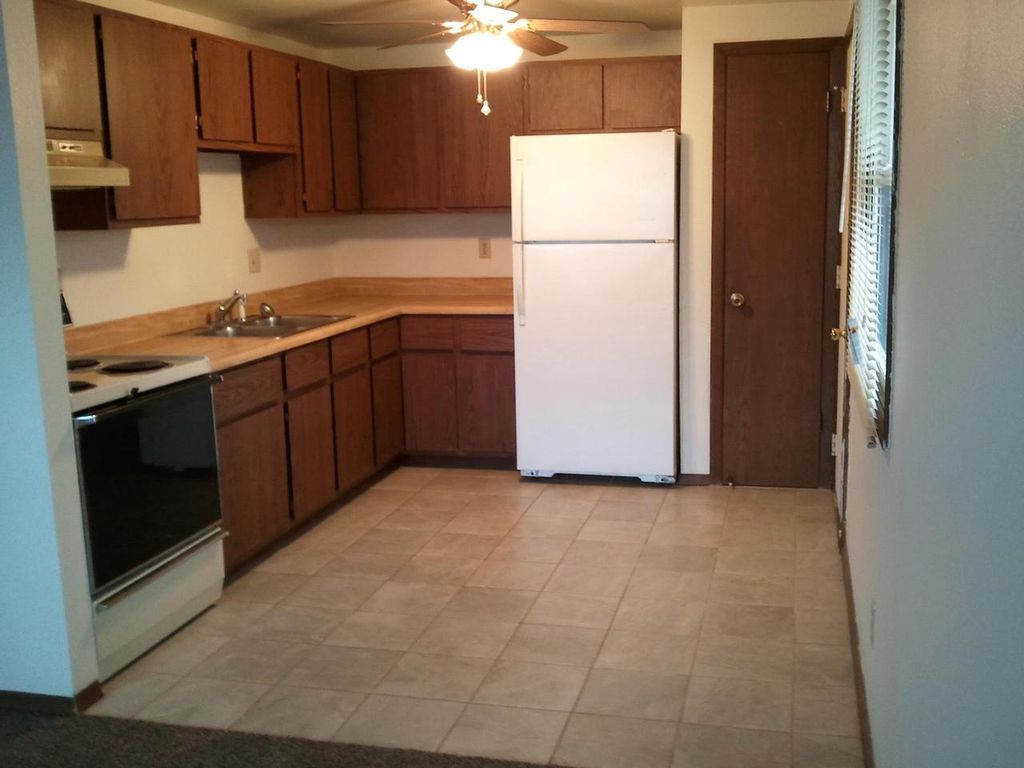 Photo of 933 Shea AVENUE, Green Bay, WI 54303 (MLS # 50320768)