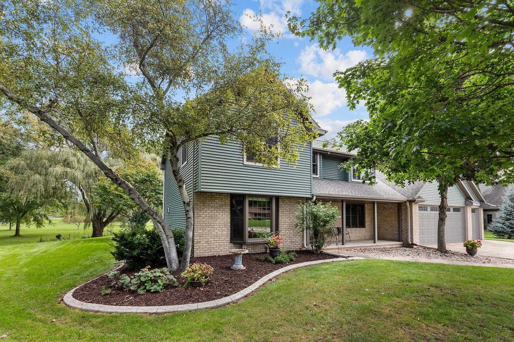 Photo of N9662 Shepherd LANE, Appleton, WI 54915 (MLS # 50333215)