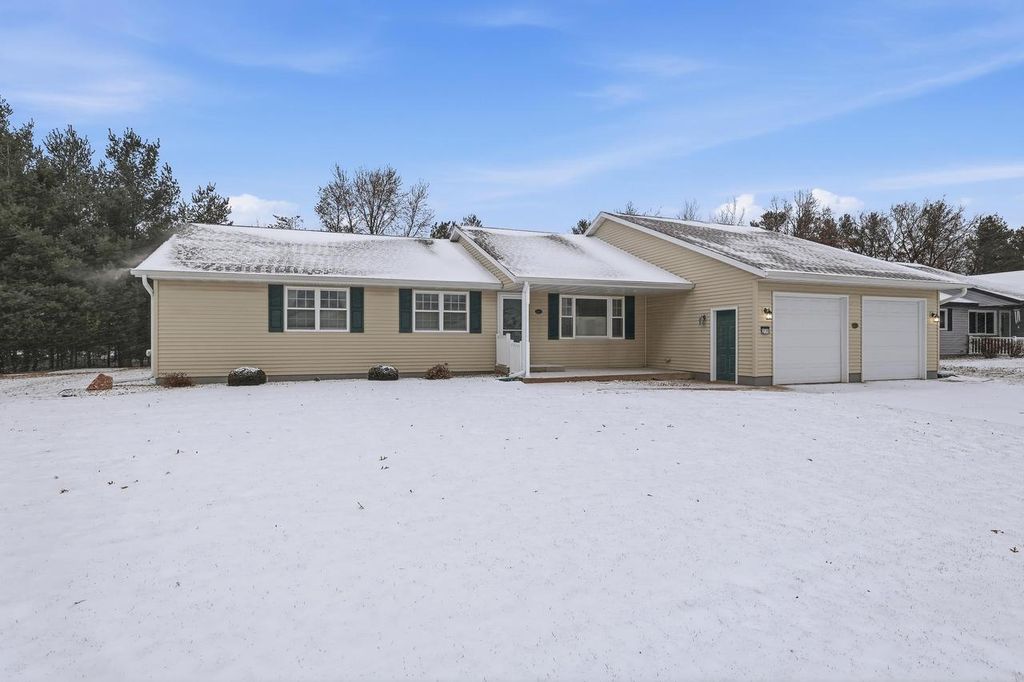 Photo of 2130 James COURT, Wisconsin Rapids, WI 54494 (MLS # 22505569)