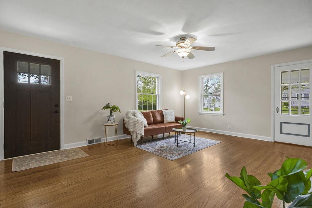Photo of 1502 Farragut STREET, Madison, WI 53704 (MLS # 2020793)