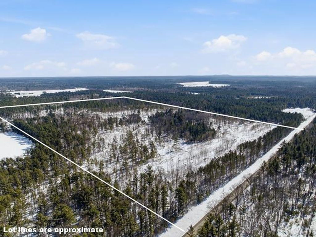 Photo of 00 Fairground AVENUE, Neillsville, WI 54456 (MLS # 22601085)