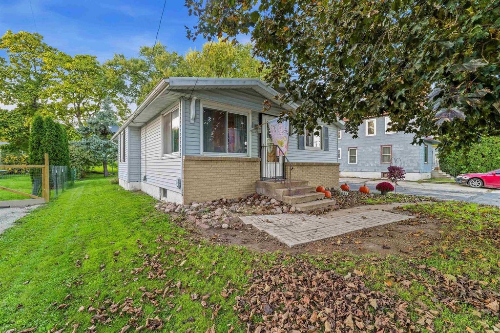 Photo of 730 S Center STREET, Beaver Dam, WI 53916 (MLS # 2034424)