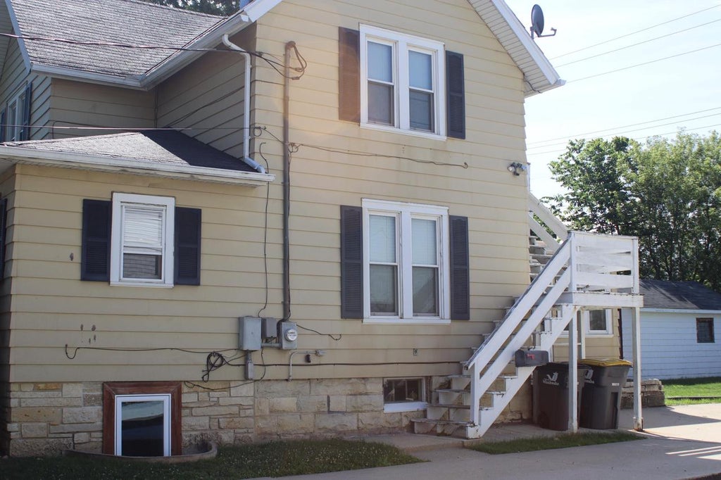 Photo of 117 Cook STREET, Waukesha, WI 53186 (MLS # 1971300)