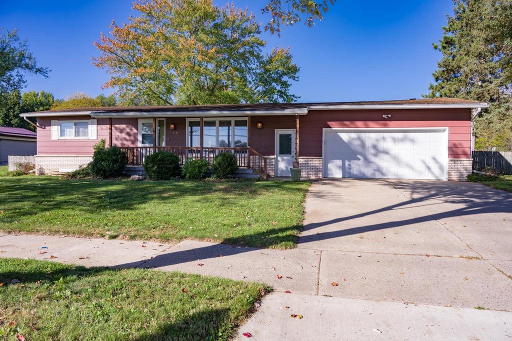Photo of 1151 N Dewey AVENUE, Reedsburg, WI 53959 (MLS # 2034338)