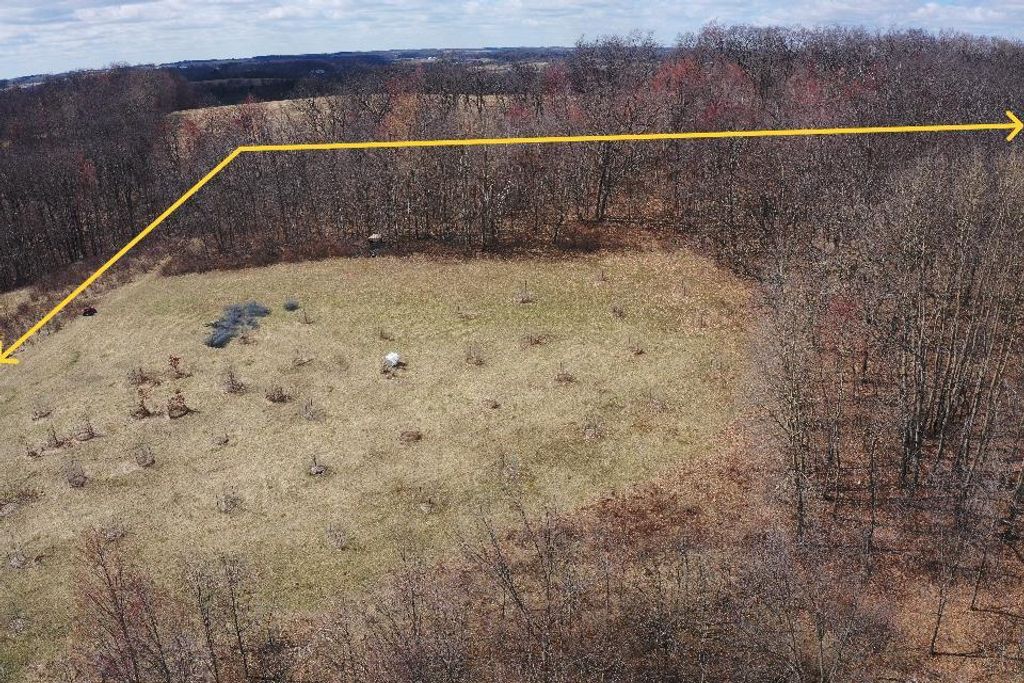 Photo of E2952 Vosen LANE, La Valle, WI 53941 (MLS # 50323327)