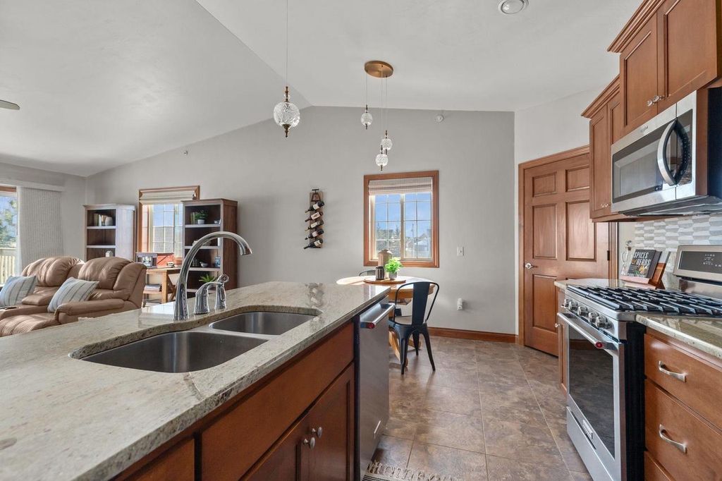 Photo of 2362 E Plank CIRCLE #D, Appleton, WI 54915 (MLS # 50321142)